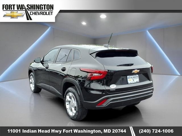 2025 Chevrolet Trax LS