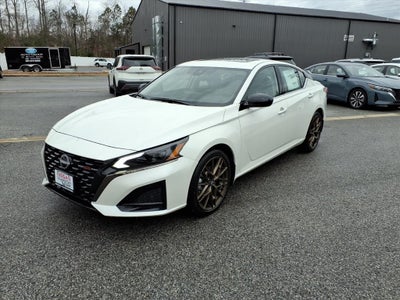 2025 Nissan Altima SR