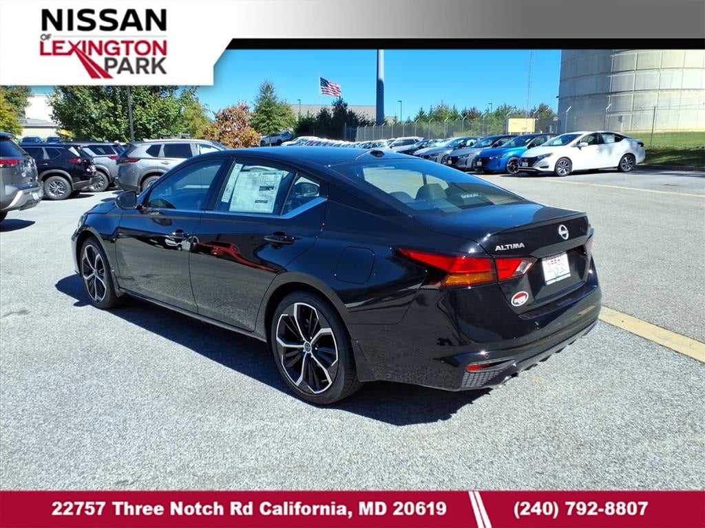 2025 Nissan Altima SR