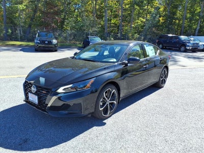 2025 Nissan Altima SR