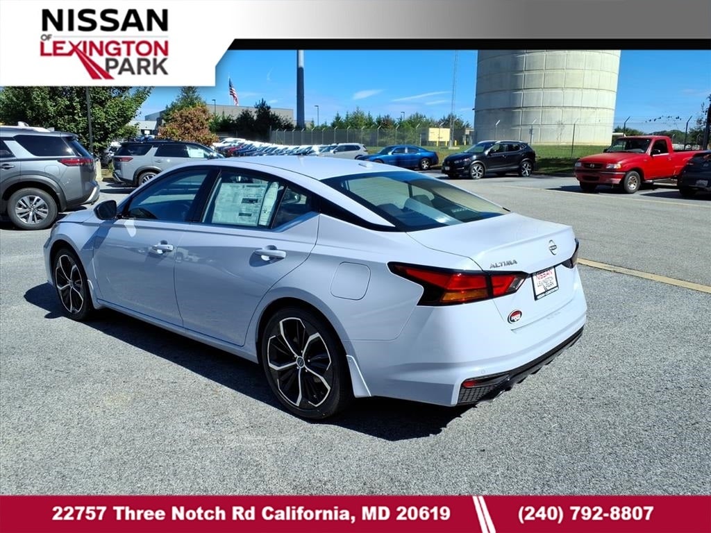 2025 Nissan Altima SR
