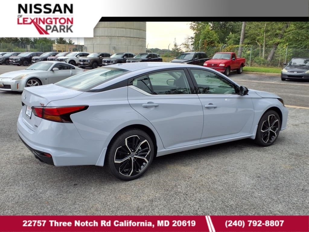 2025 Nissan Altima SR