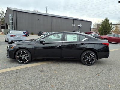 2025 Nissan Altima SR