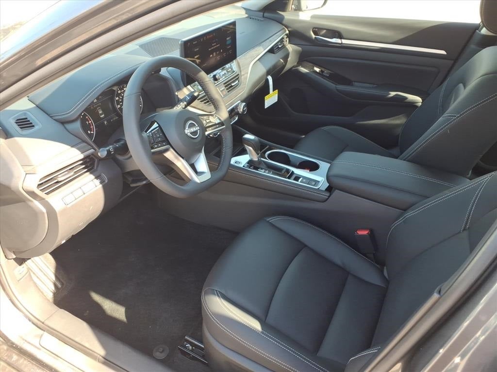 2025 Nissan Altima SL