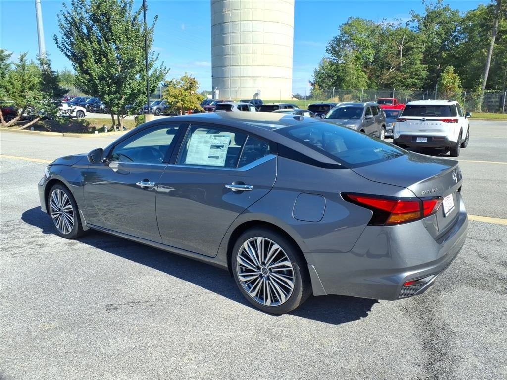 2025 Nissan Altima SL