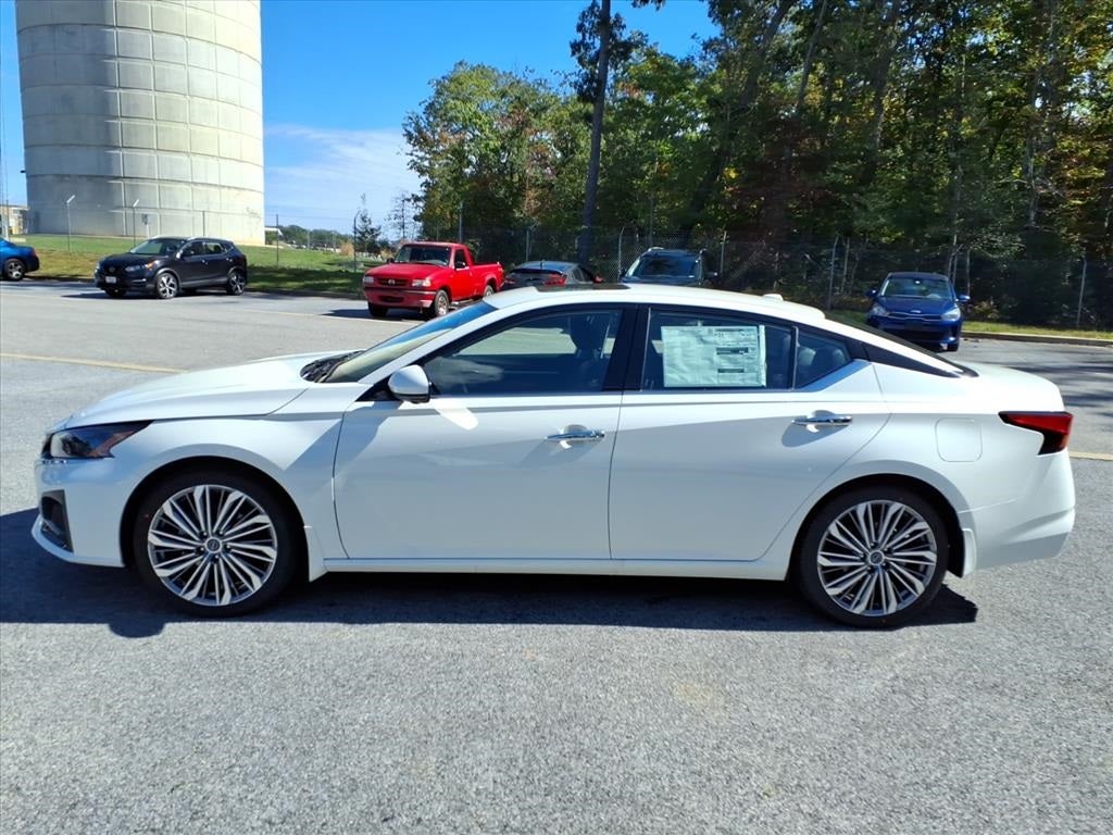 2025 Nissan Altima SL