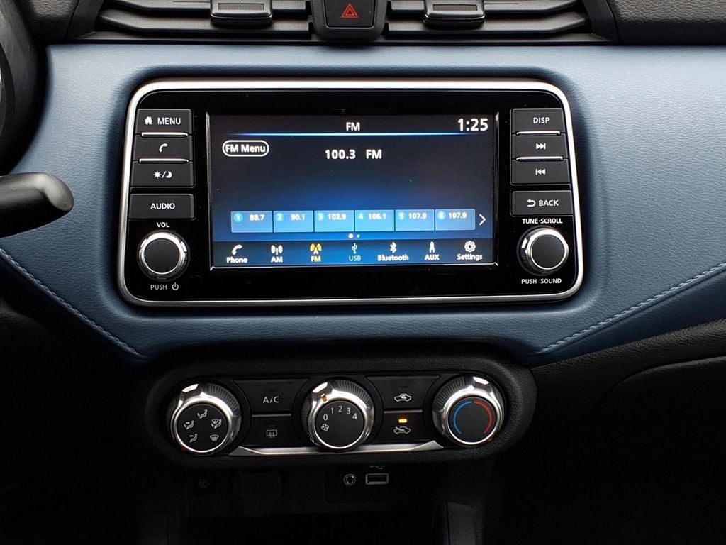 2025 Nissan Versa SV