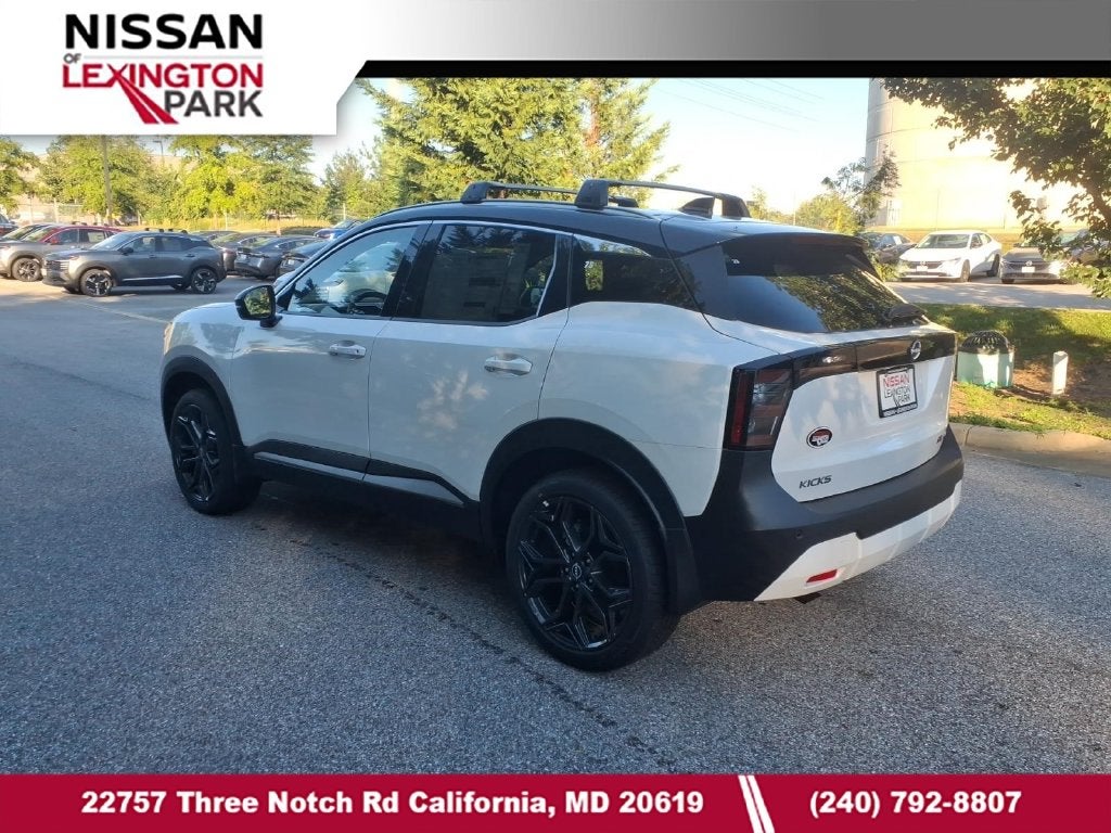 2026 Nissan Kicks SR
