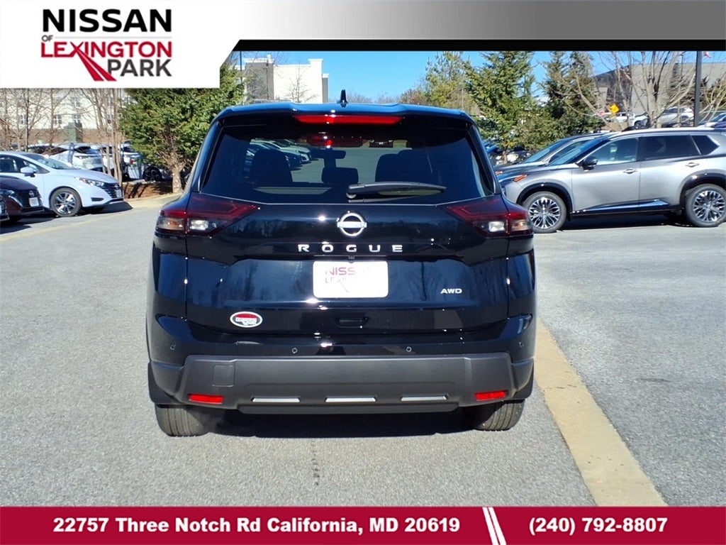 2026 Nissan Rogue SV