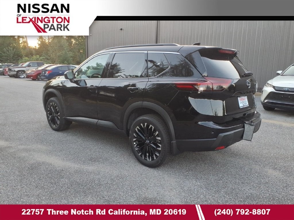 2026 Nissan Rogue Dark Armor™