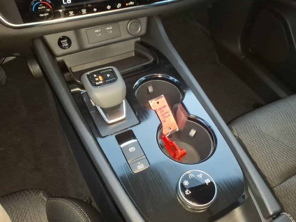 2026 Nissan Rogue SV