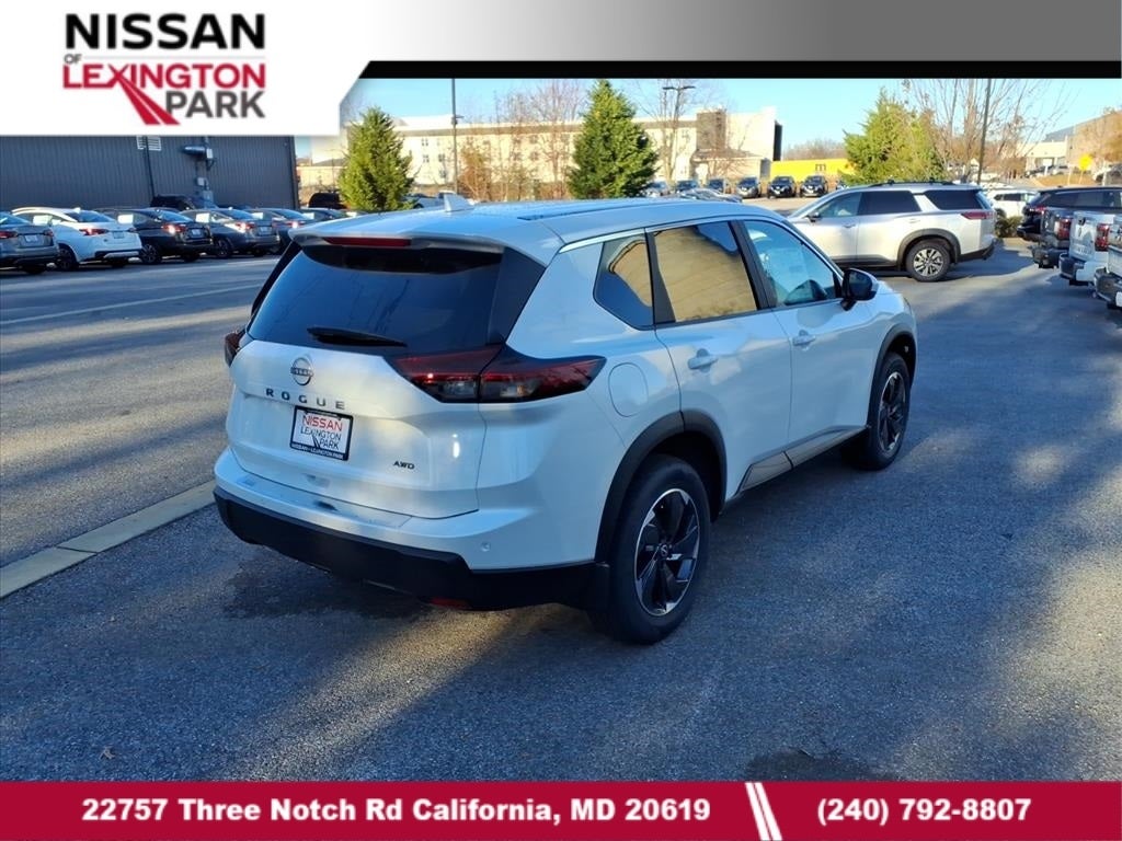 2026 Nissan Rogue SV