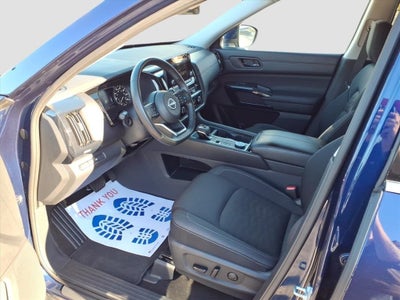 2025 Nissan Pathfinder SV ONE OWNER!!