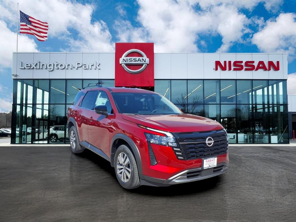 2026 Nissan Pathfinder SL