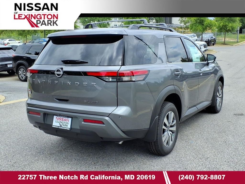 2026 Nissan Pathfinder SL