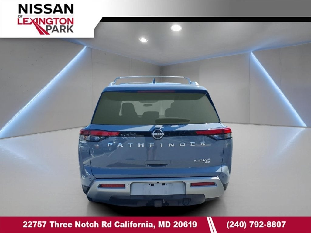 2023 Nissan Pathfinder Platinum