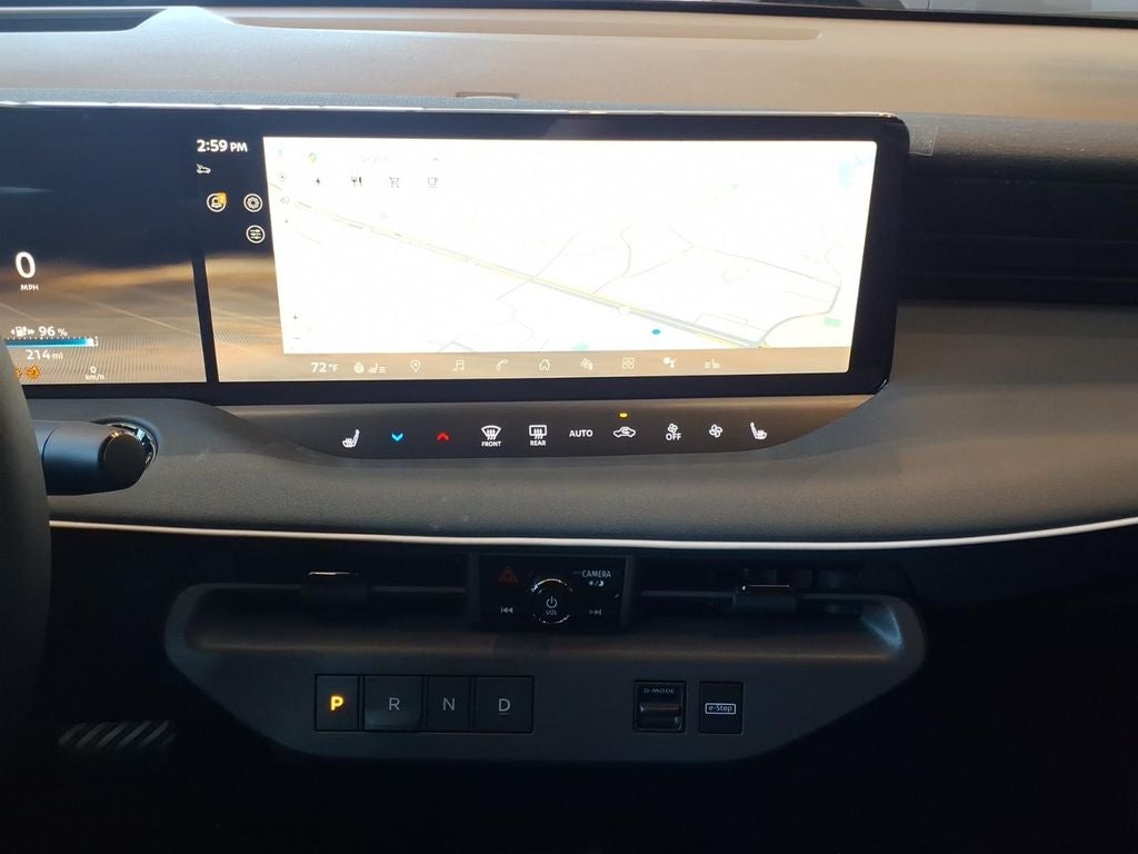 2026 Nissan LEAF Platinum+