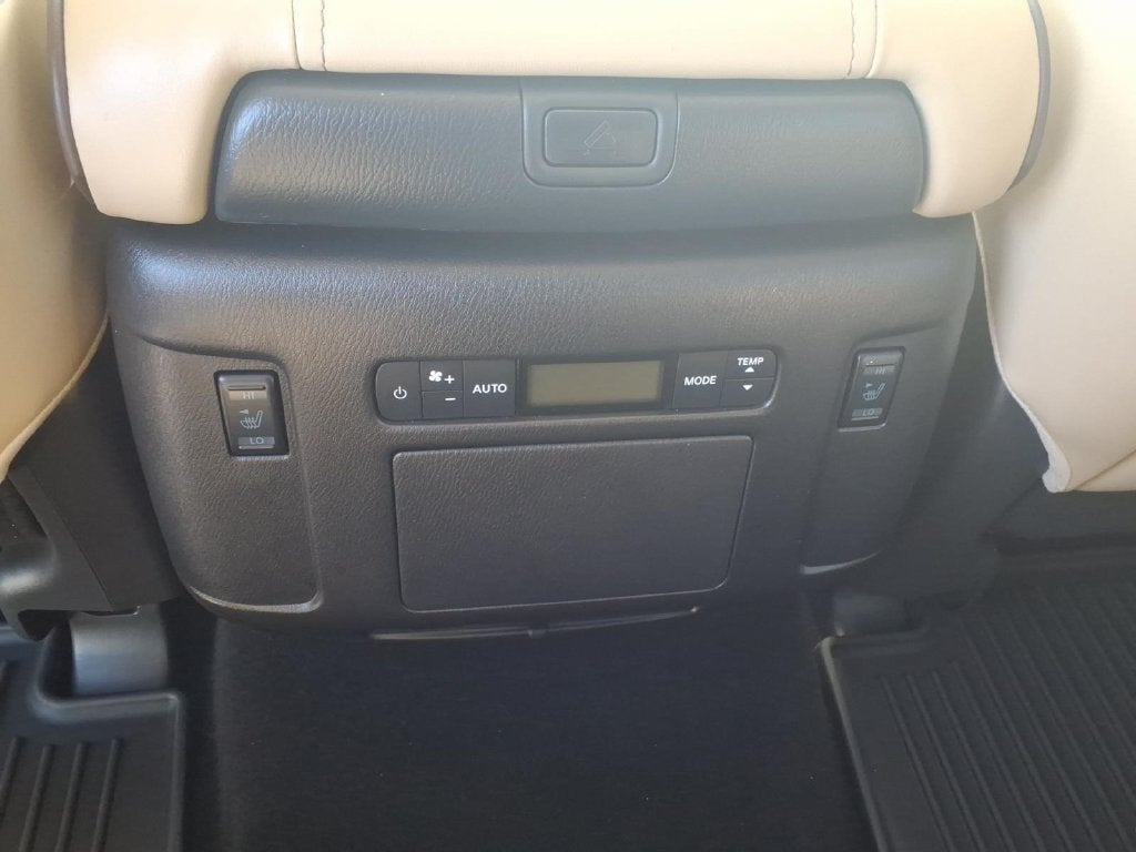 2023 Nissan Armada Platinum - Rear-Seat Entertainment