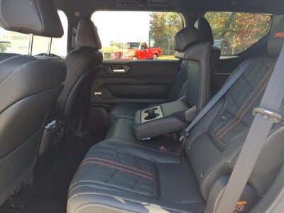 2025 Nissan Armada PRO-4X®