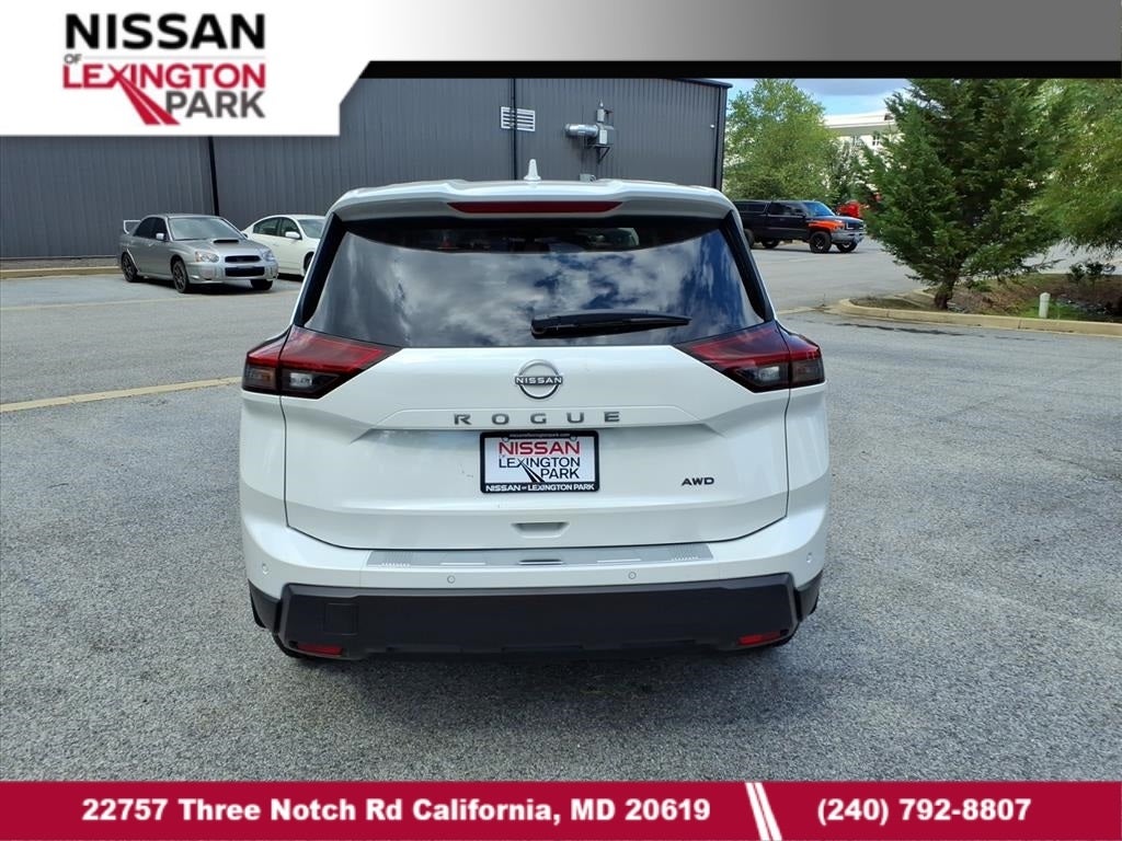 2026 Nissan Rogue SV