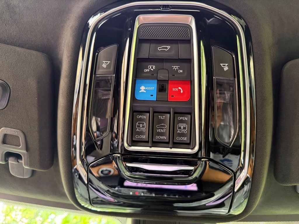 2022 Jeep Grand Cherokee Summit Reserve