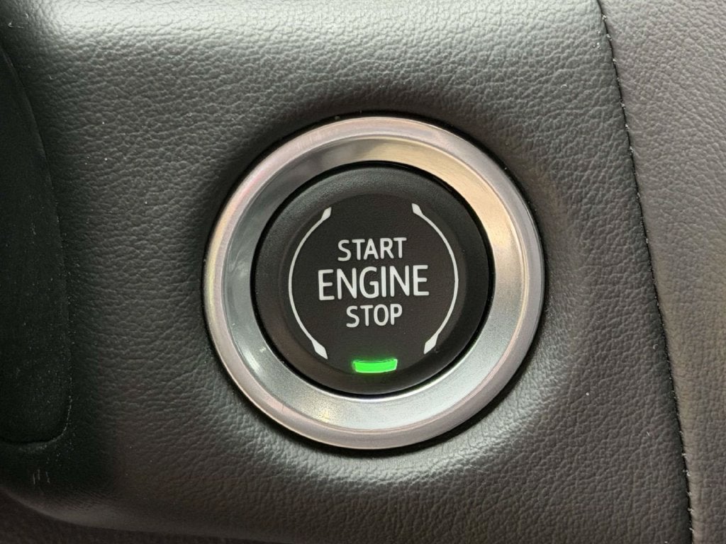 2022 Chevrolet Suburban 4dr 4x4