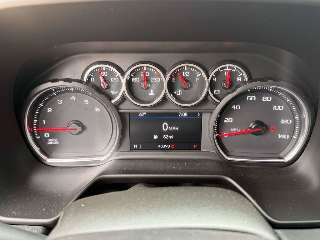 2022 Chevrolet Suburban 4dr 4x4
