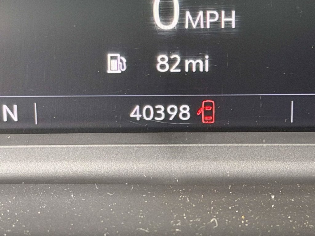 2022 Chevrolet Suburban 4dr 4x4