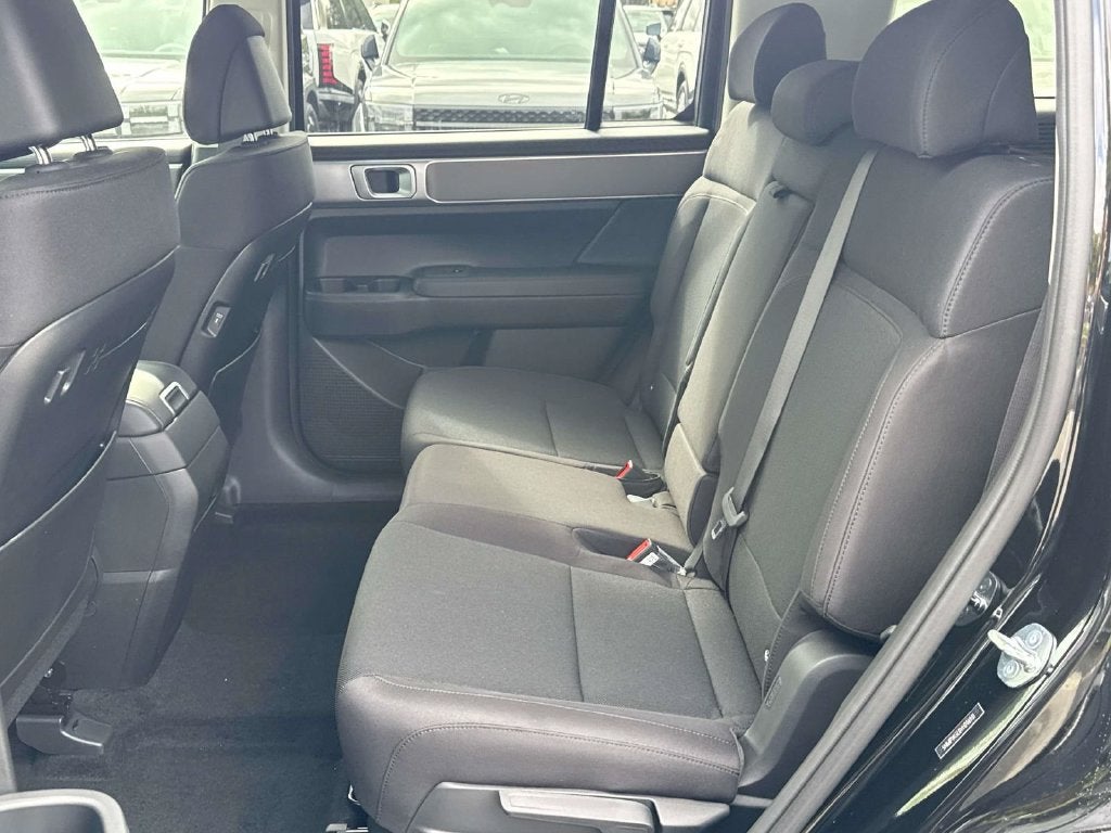 2027 Hyundai Santa Fe SE