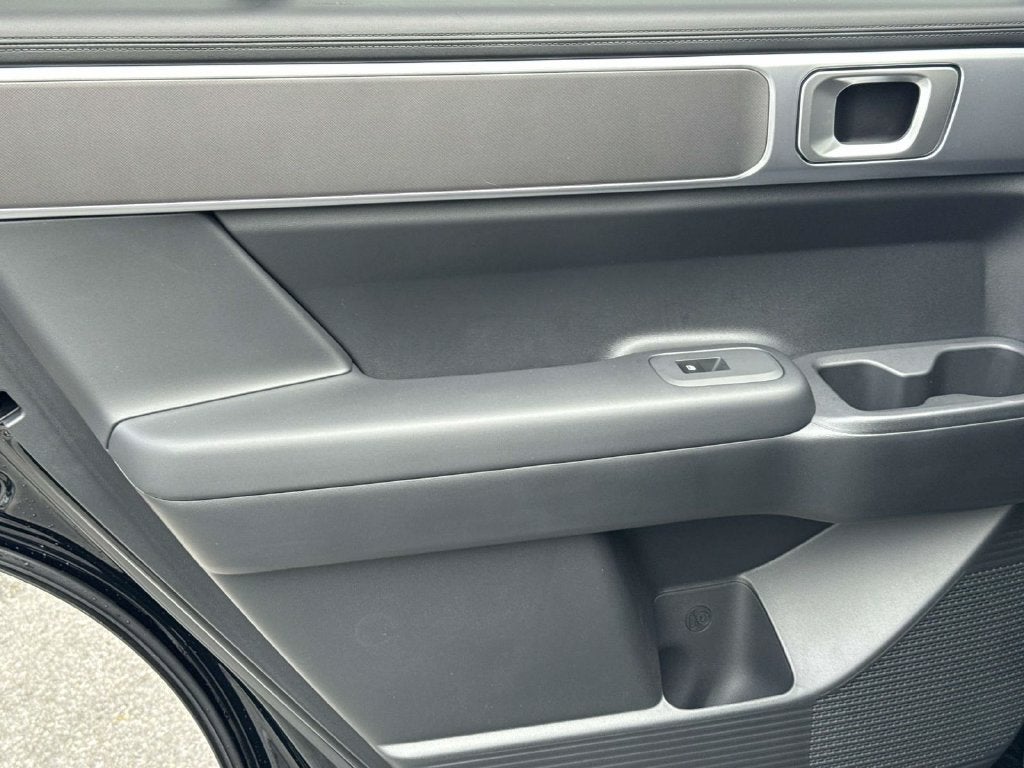 2027 Hyundai Santa Fe SE