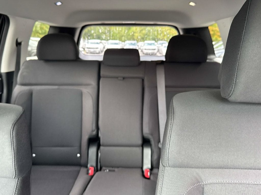 2027 Hyundai Santa Fe SE
