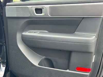 2027 Hyundai Santa Fe SE