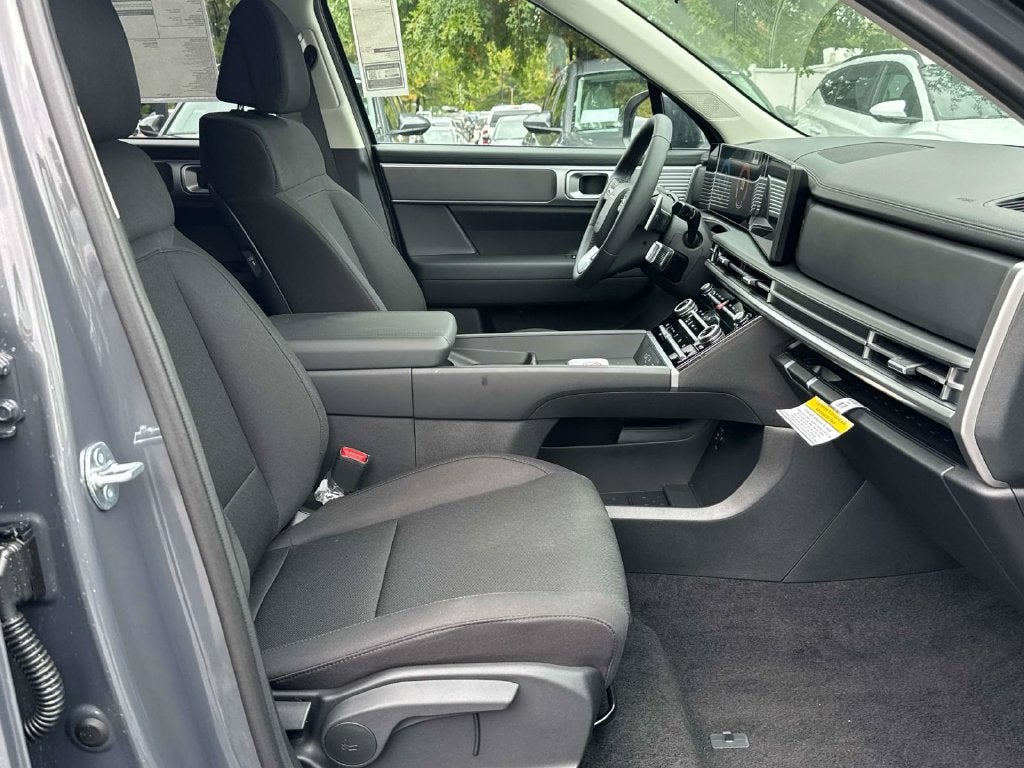 2027 Hyundai Santa Fe SE