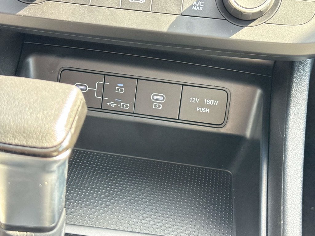2027 Hyundai Santa Cruz SE