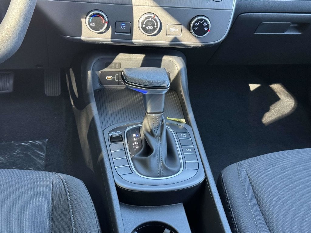 2027 Hyundai Kona SE