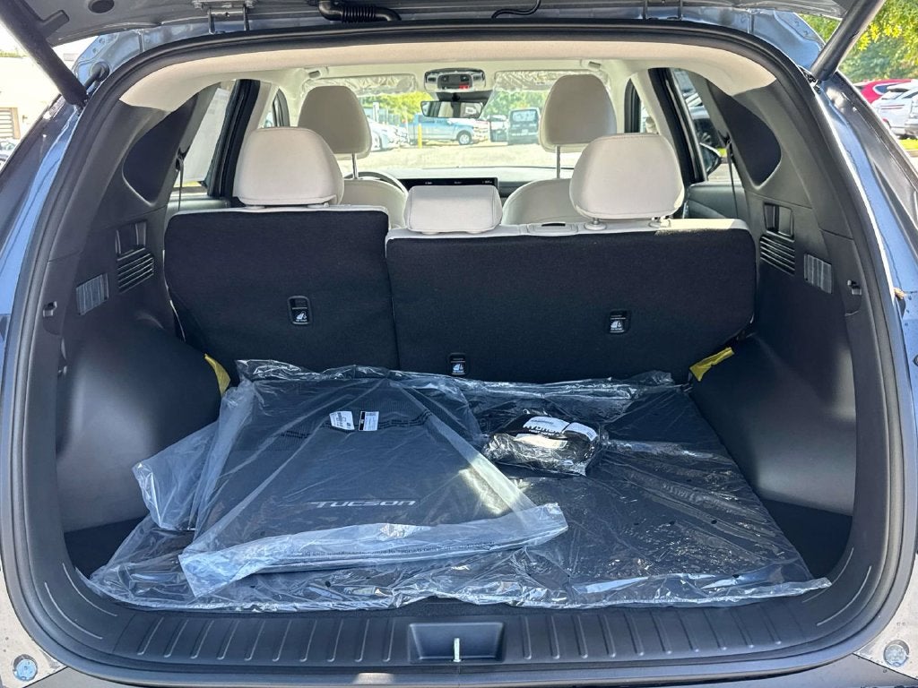 2026 Hyundai Tucson Hybrid SEL