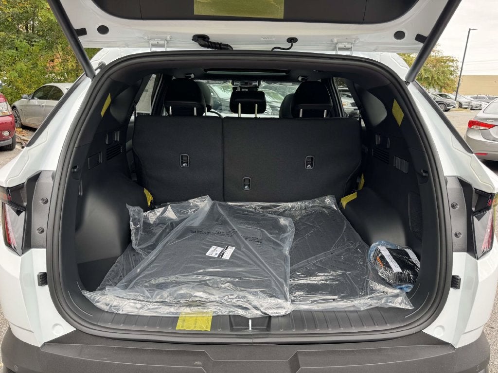 2026 Hyundai Tucson Hybrid Night