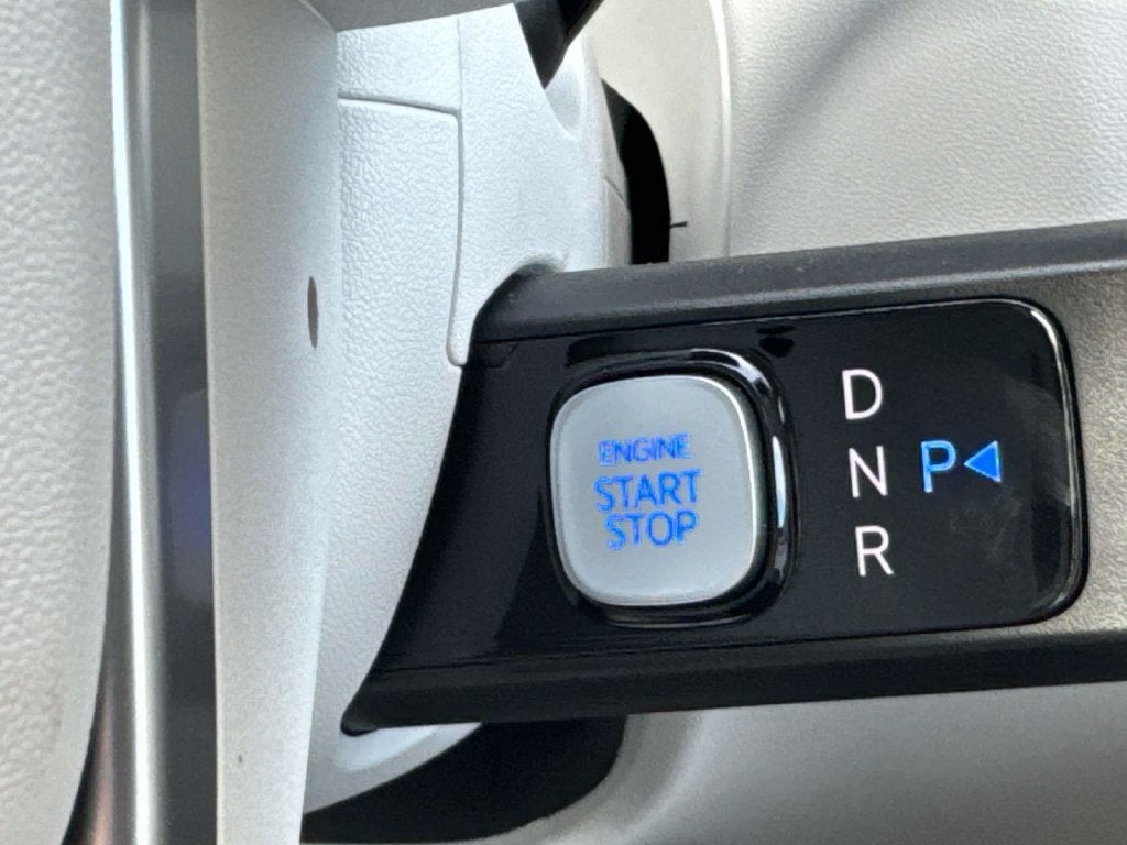 2026 Hyundai Palisade Hybrid SEL Premium 8 Passenger