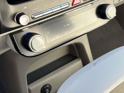 2027 Hyundai Palisade SEL 8 Passenger