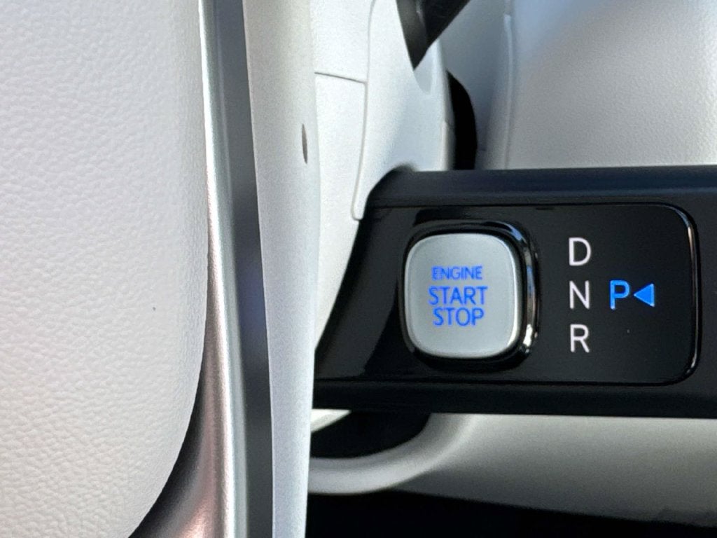 2027 Hyundai Palisade SEL 8 Passenger