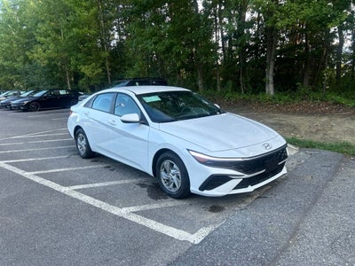 2026 Hyundai Elantra SE