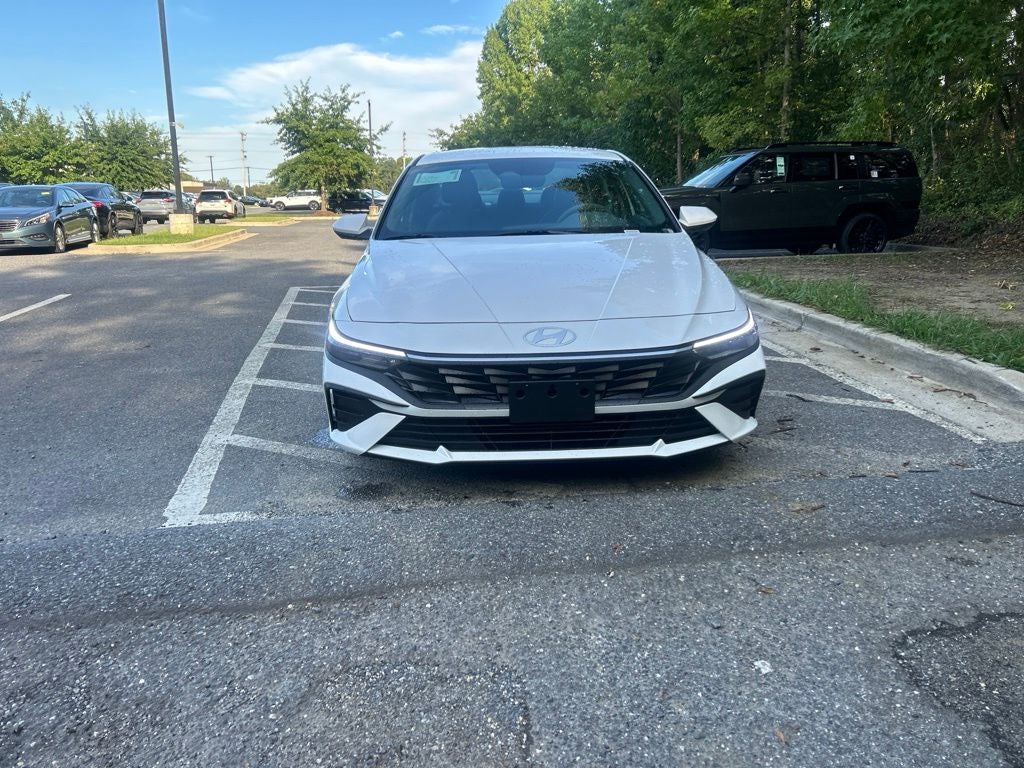 2026 Hyundai Elantra SE