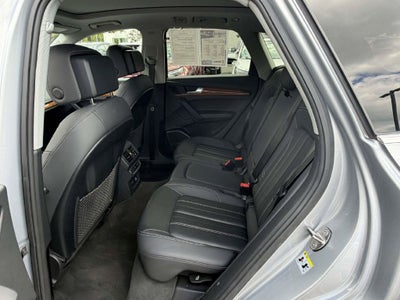 2023 Audi Q5 45 S line Premium quattro