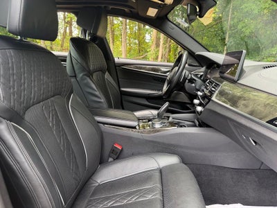 2022 BMW 5 Series M550i xDrive