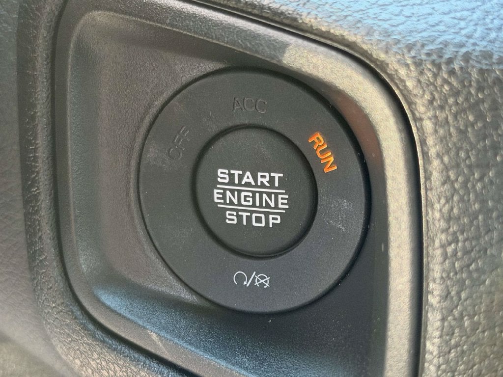 2027 Jeep Wrangler WRANGLER 2-DOOR SPORT