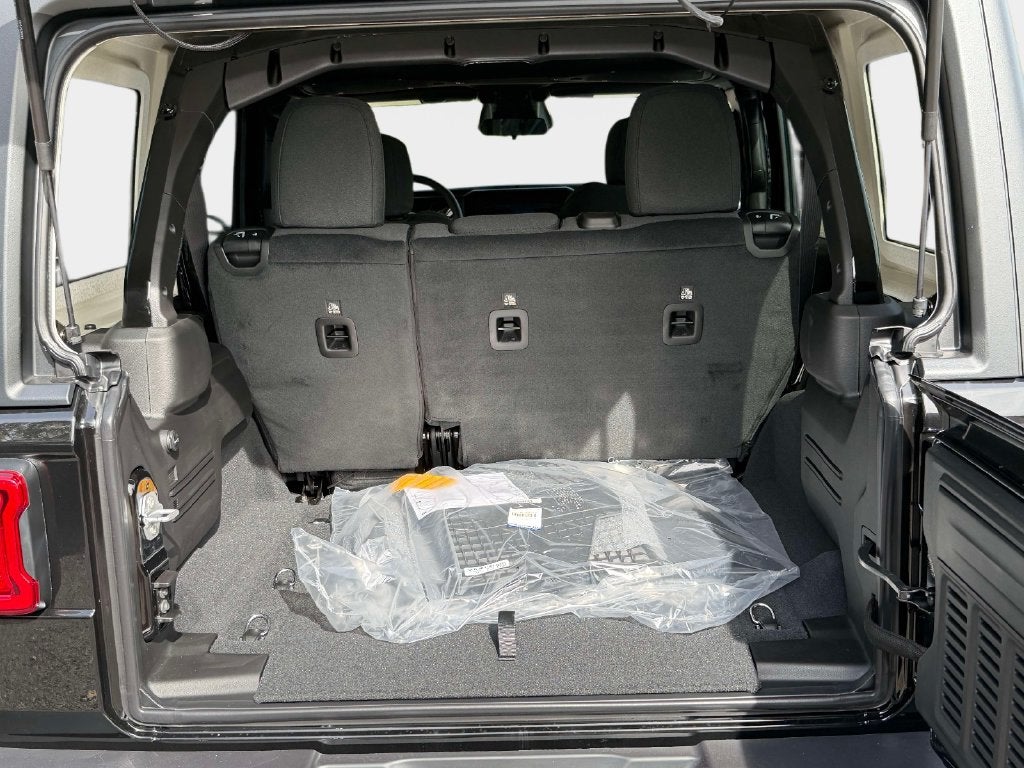 2027 Jeep Wrangler WRANGLER 4-DOOR WILLYS