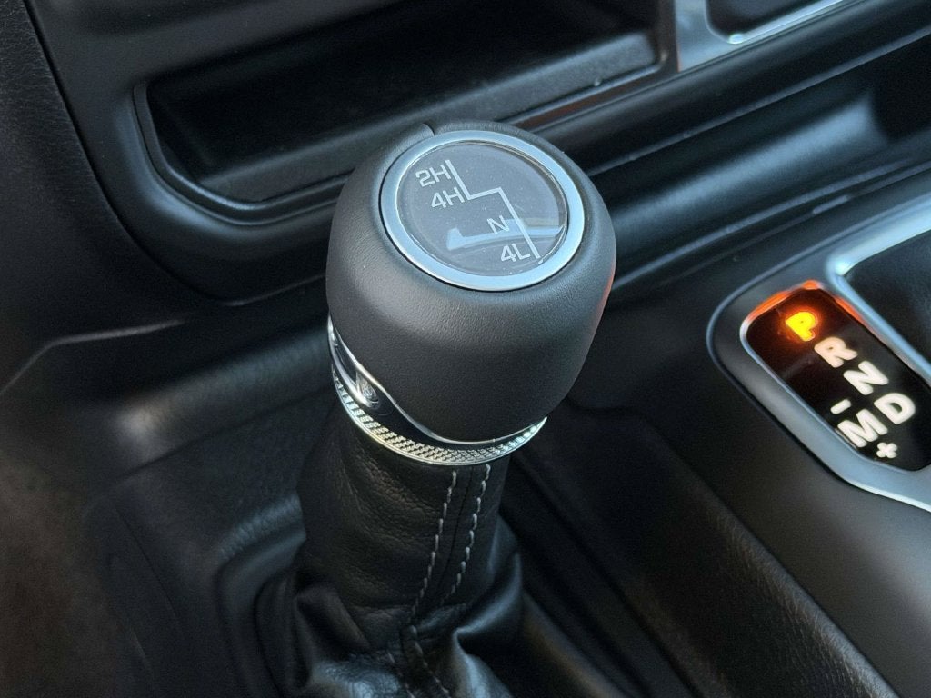 2027 Jeep Wrangler WRANGLER 4-DOOR SAHARA