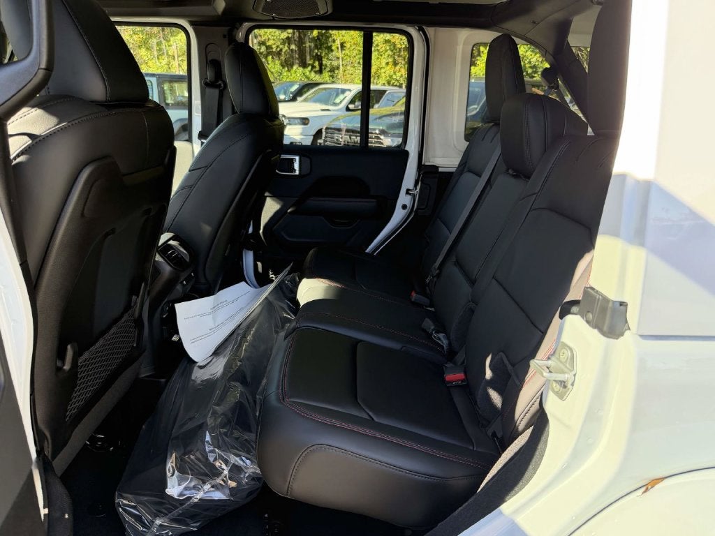 2027 Jeep Wrangler WRANGLER 4-DOOR RUBICON