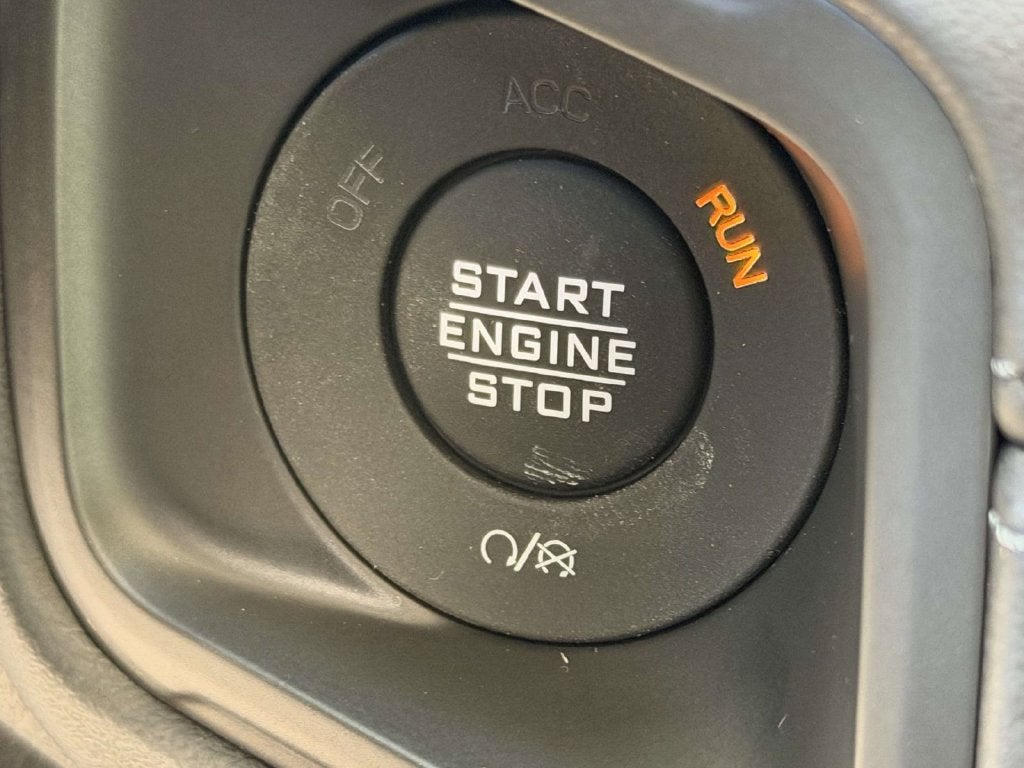 2027 Jeep Wrangler WRANGLER 4-DOOR RUBICON