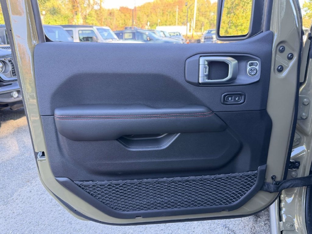 2027 Jeep Wrangler WRANGLER 4-DOOR RUBICON